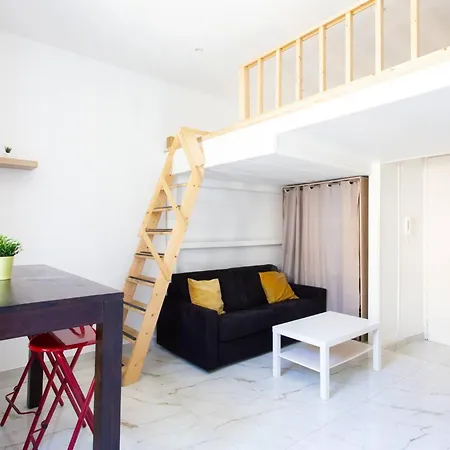 公寓 Gioa- Avec Balcon, Place Garibaldi -paillon *