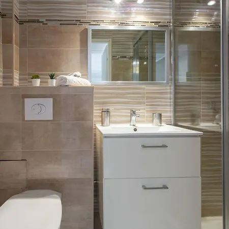 Apartamento Gioa- Avec Balcon, Place Garibaldi -paillon